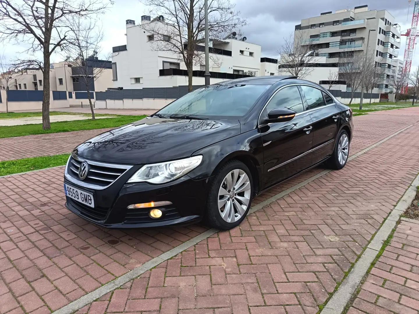 Volkswagen Passat CC 2.0TDI BMT R-Line 170 - 1