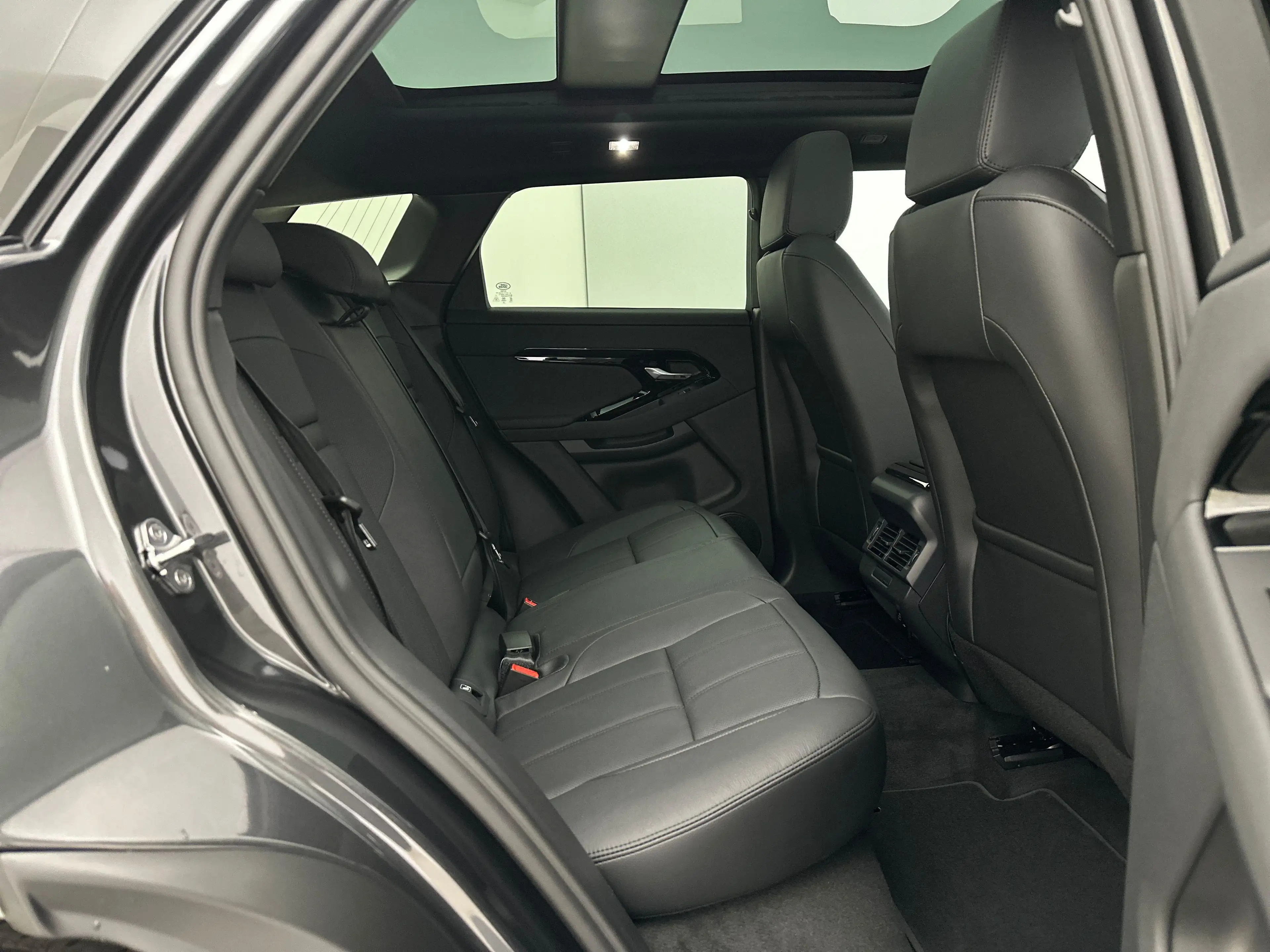 Land Rover Range Rover Evoque P160 S FWD Auto. 26.5MY — photo 5