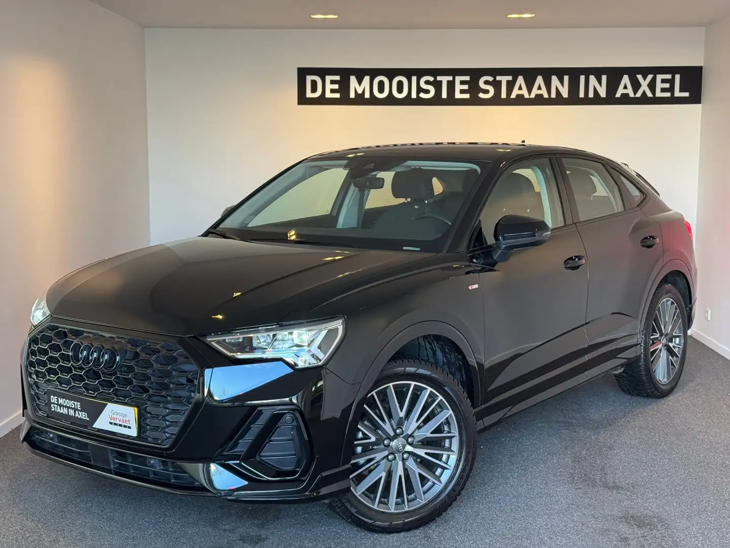 Audi Q3 Sportback 35 TFSI S Edition Noir - 1