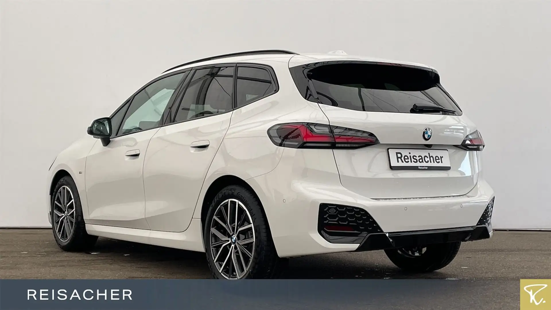BMW 218 218d A Active Tourer M-Sport,Pano,AHK,Autom Weiß - 2