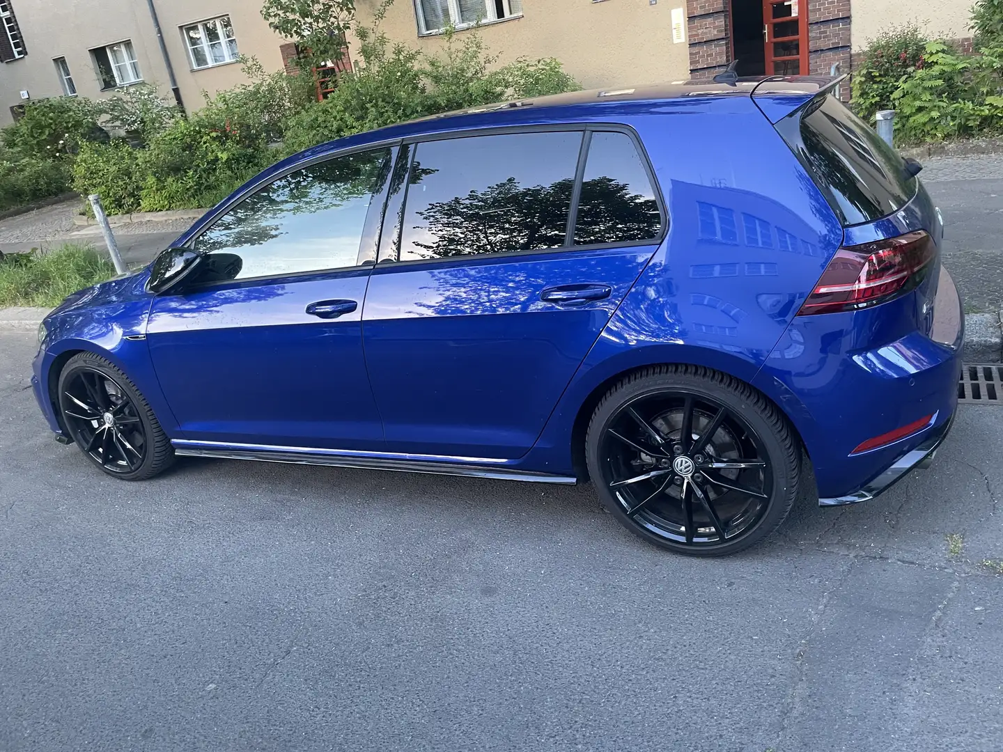 Volkswagen Golf 7 R 2.0 TSI OPF 4Motion DSG AKRAPOVIC - 1