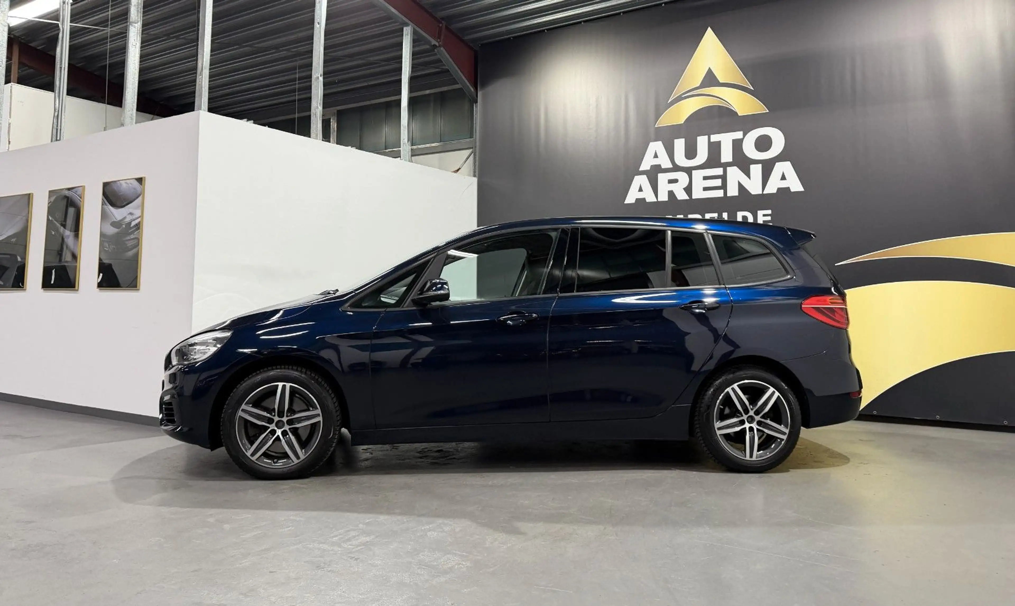 BMW 220 d Gran Tourer xDrive Sport Line *HUD*Keyless — photo 4
