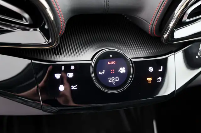 Ferrari Purosangue view 7