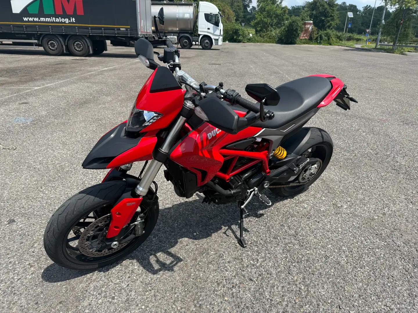 Ducati Hypermotard 821 Rosso - 1