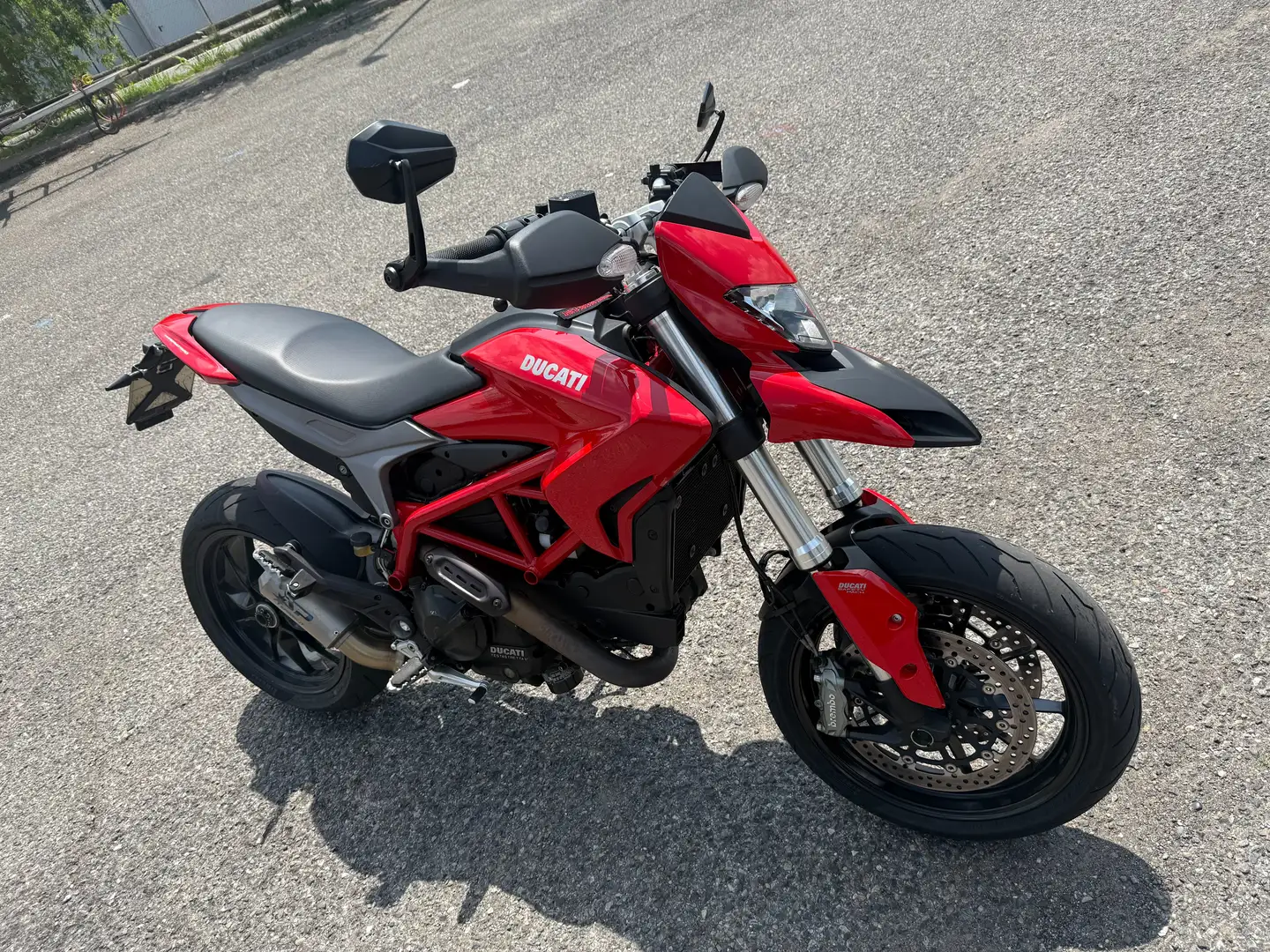 Ducati Hypermotard 821 Rosso - 2