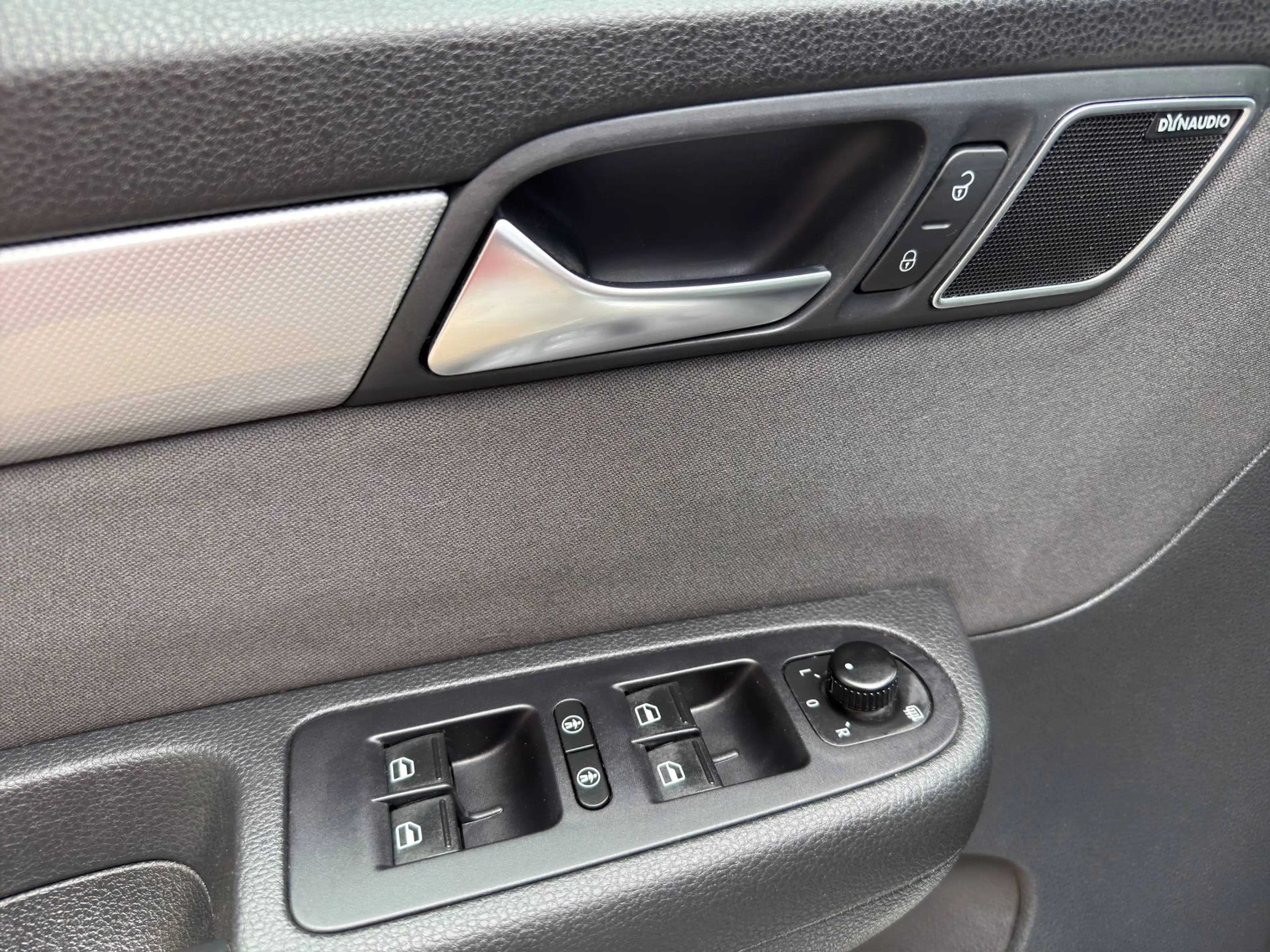 Volkswagen Sharan 1.4 TSI Comfortline BMT 7 Sitzer — photo 14