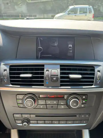 BMW X3 view 14