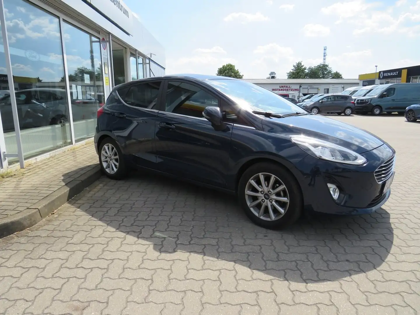 Ford Fiesta Titanium Azul - 2