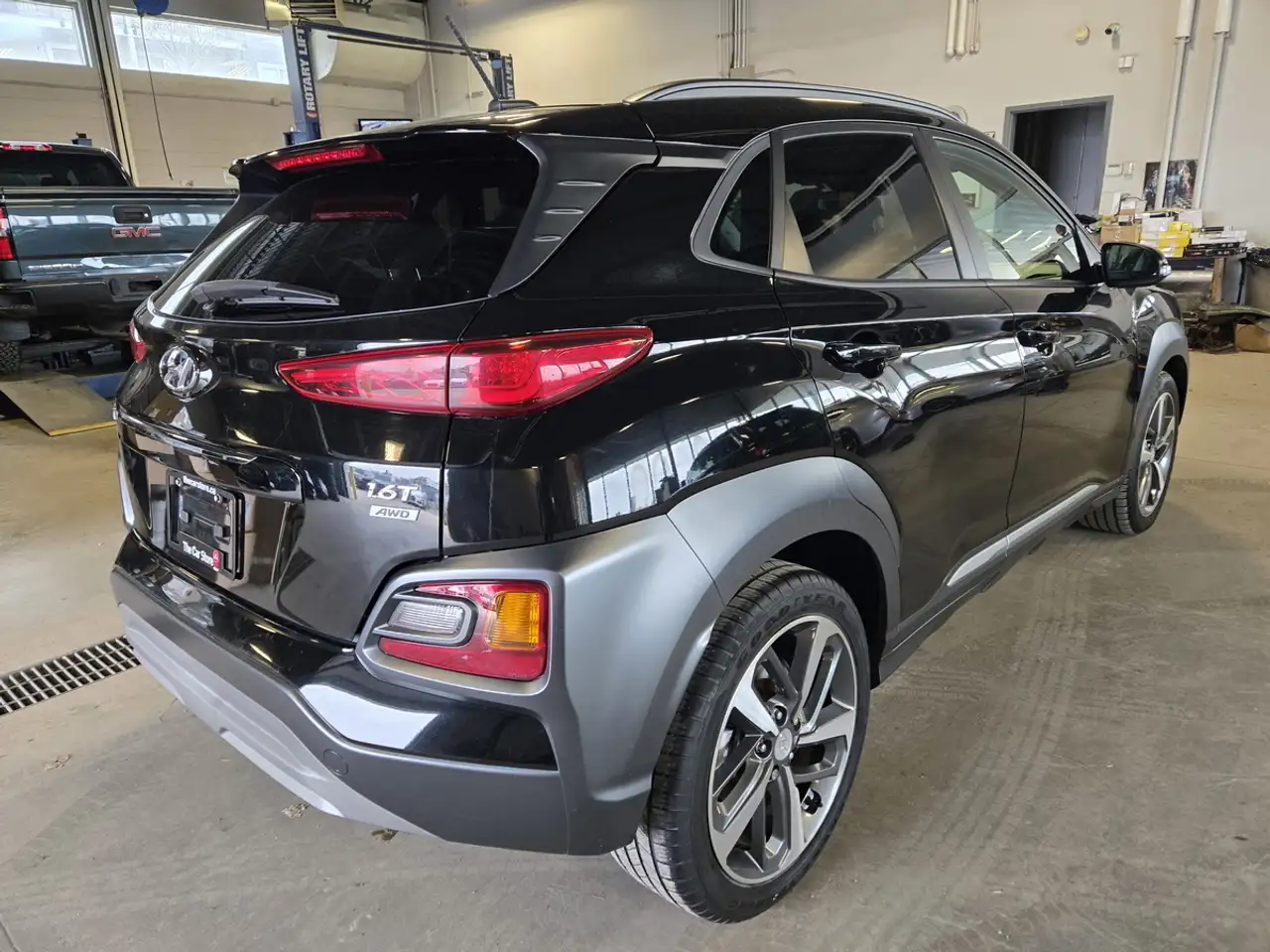 Hyundai KONA снимка Hyundai KONA