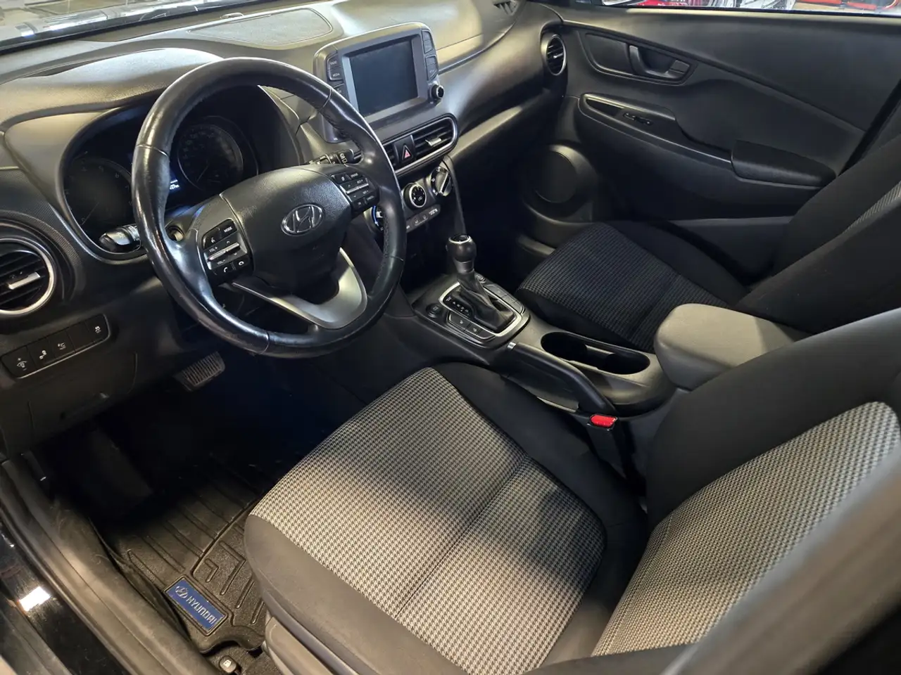 Hyundai KONA снимка Hyundai KONA