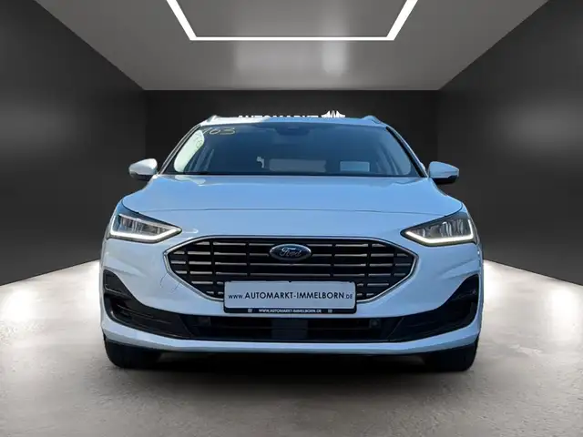 Ford Focus view 9