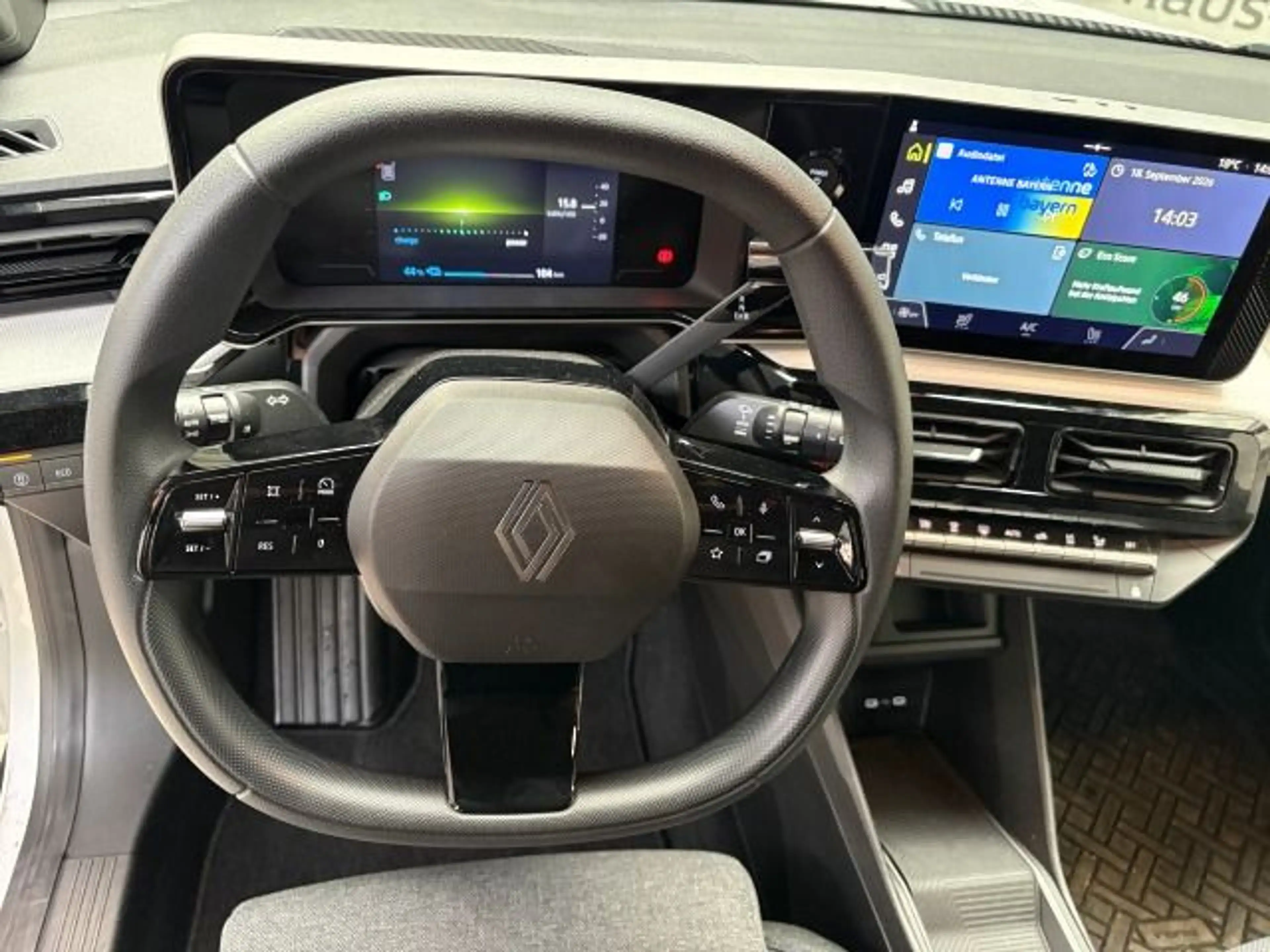 Renault R 4 4 E-Tech Evolution 120 Urban Range — photo 12
