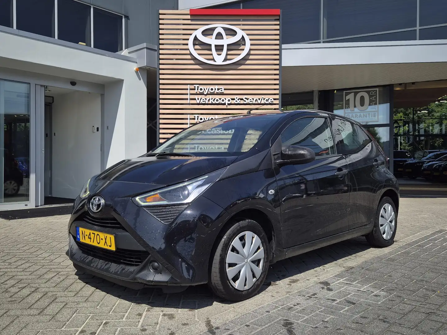 Toyota Aygo FUN 5-DEURS AIRCO BLUETOOTH EL-RAMEN 5-DRS CENTRAL Noir - 1