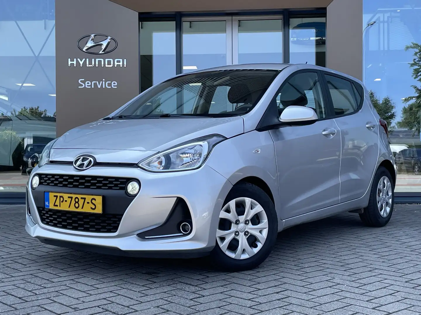 Hyundai i10 1.0i Comfort | Airco | Cruise Control Gris - 1