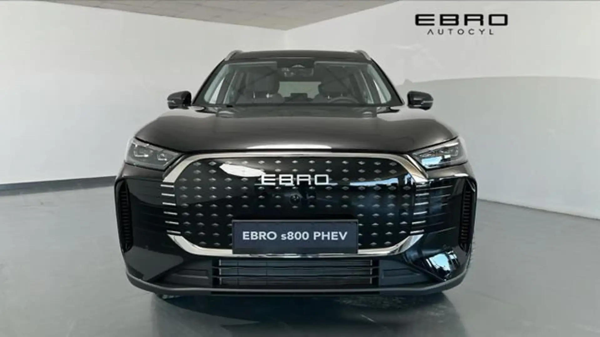 Ebro s800 1.5 TGDI PHEV Luxury E-CVT Schwarz - 2
