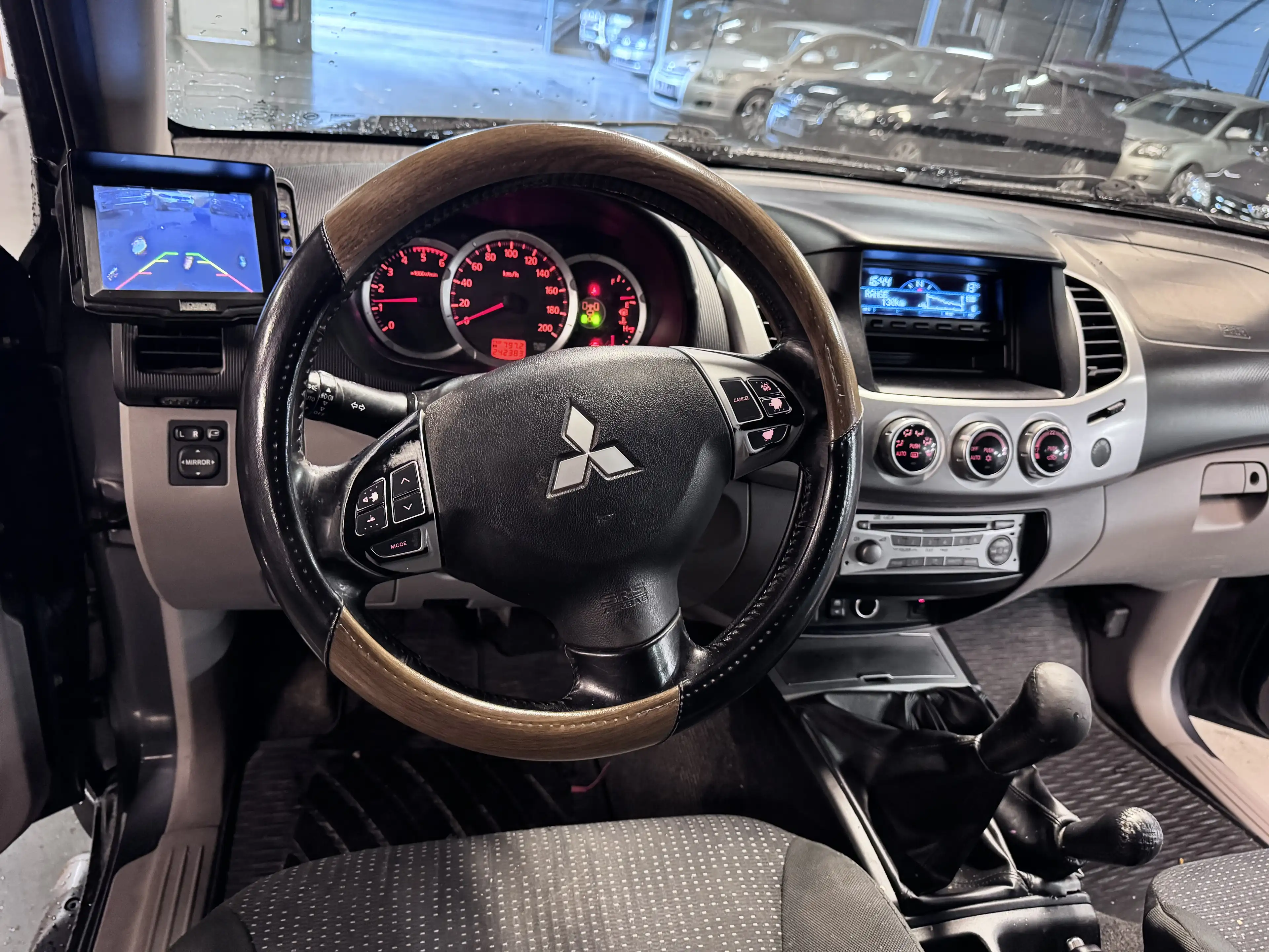 Mitsubishi L200 Pick Up 4x4 Intense Double Cab — photo 11