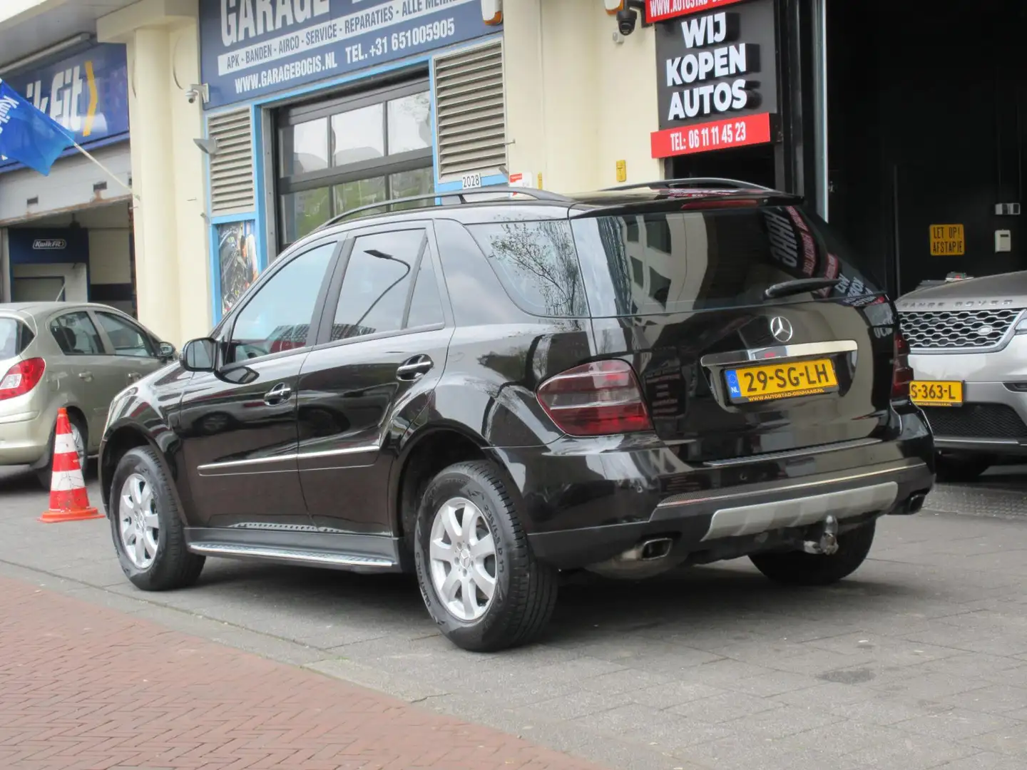 Mercedes-Benz ML 350 M-klasse Automaat Leer Navi Clima Negro - 2