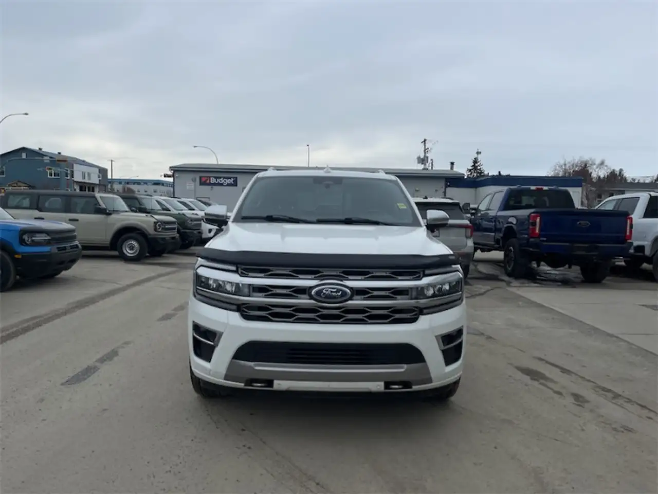 Ford Expedition снимка Ford Expedition