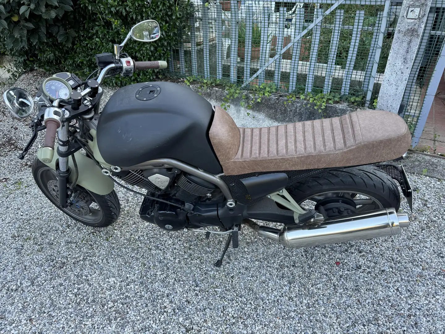 Yamaha BT 1100 Bulldog - 2