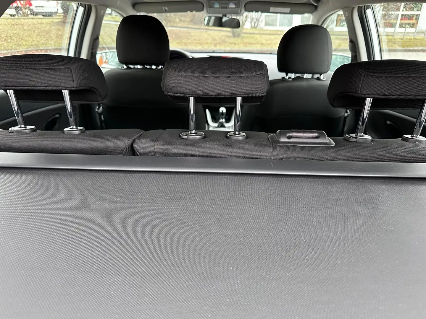 Kia Ceed SW / cee'd SW 1,4 CRDi Titan Weiß - 2