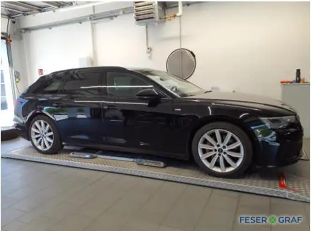 Audi A6 view 3