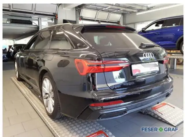 Audi A6 view 2