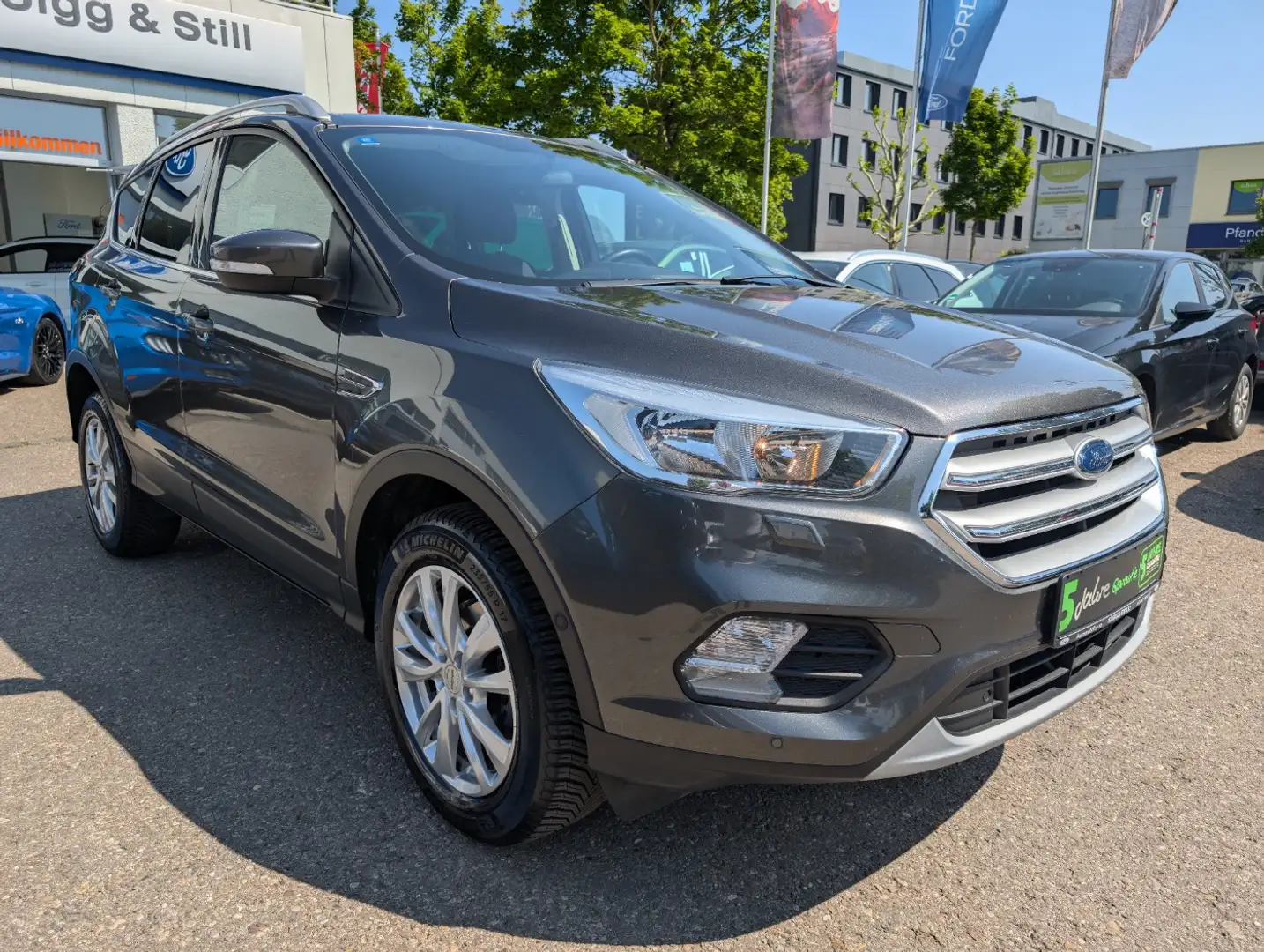 Ford Kuga 1.5 Trend PARK-ASSIST*SHZ*LHZ*PDC*KLIMA*LM17 Grau - 2