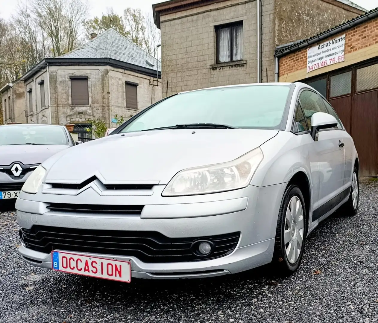 Citroen C4 1.4i 16v Tentation - 1