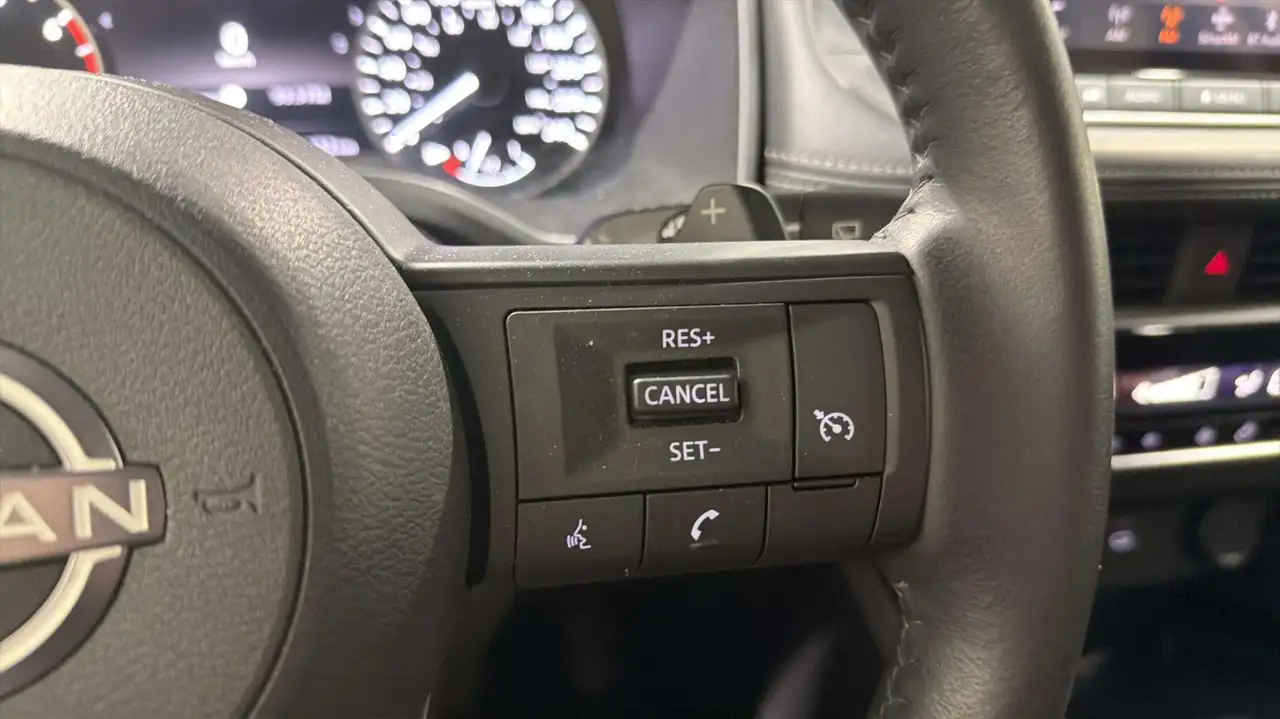 Nissan Rogue photo Nissan Rogue