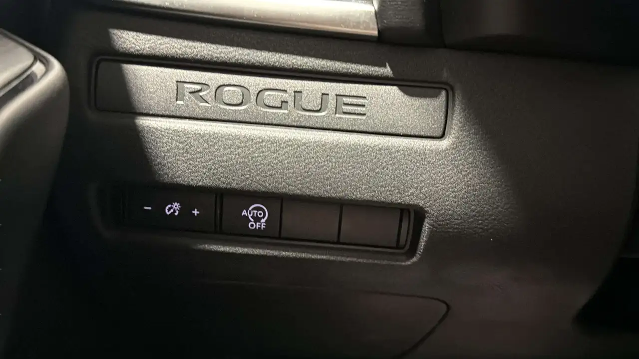 Nissan Rogue photo Nissan Rogue