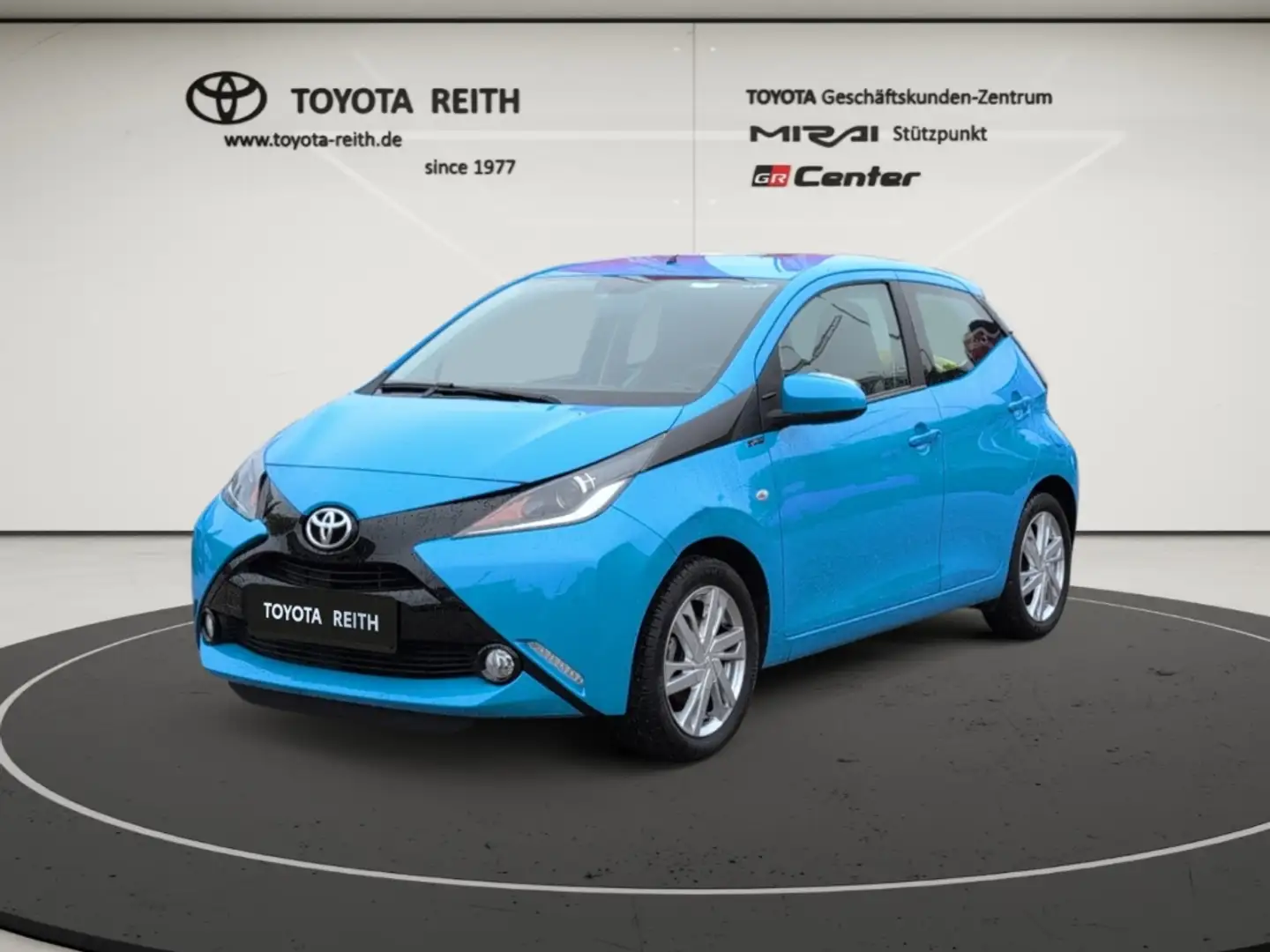 Toyota Aygo X-Play Touch 1.0 Rückfahrkam. Tel.-Vorb. Berganfah Blau - 1