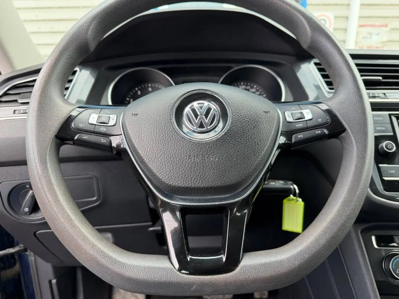 Volkswagen Tiguan снимка Volkswagen Tiguan