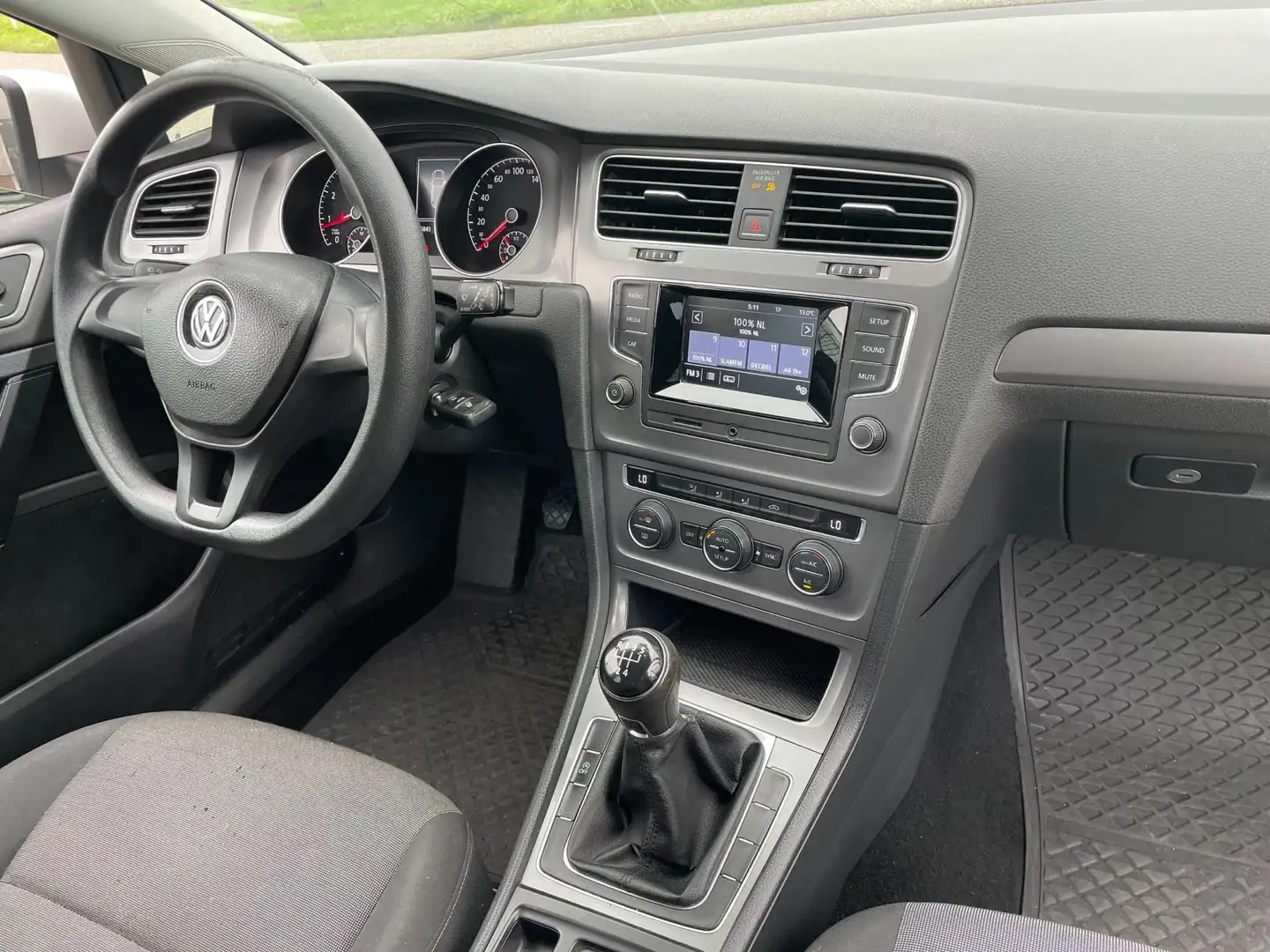 Volkswagen Golf 1.2 TSI NAP 5drs Airco Grote Scherm Velgen Blanc - 2