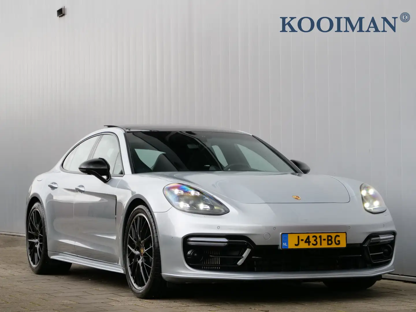 Porsche Panamera 2.9 4 10 Years Edition 331 Pk Automaat Navigatie / Grau - 1