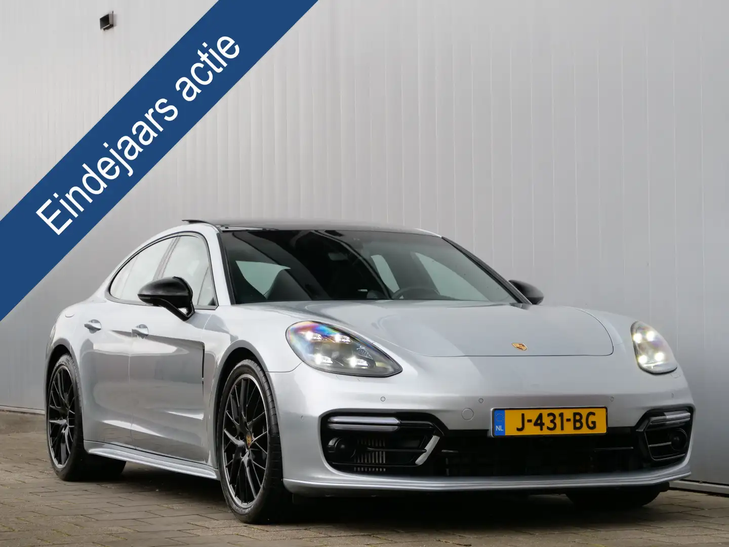 Porsche Panamera 2.9 4 10 Years Edition 331 Pk Automaat van € 74.75 Grijs - 1