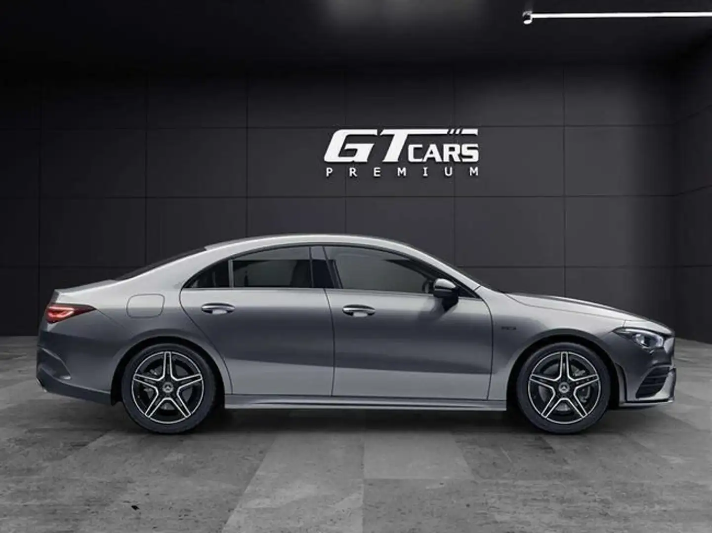 Mercedes-Benz CLA 250 250e AMG Gris - 2