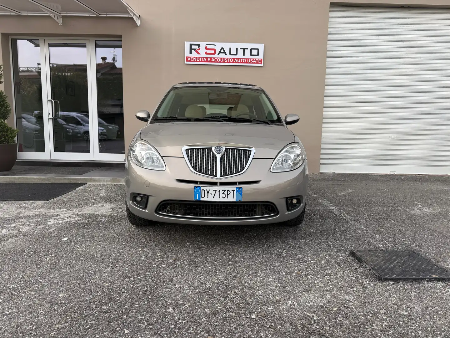 Lancia Ypsilon Ypsilon II 2007 1.4 8v Platinum ecochic Gpl Gold - 1