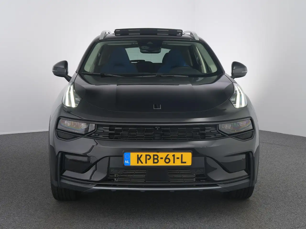 Lynk & Co 01 2022