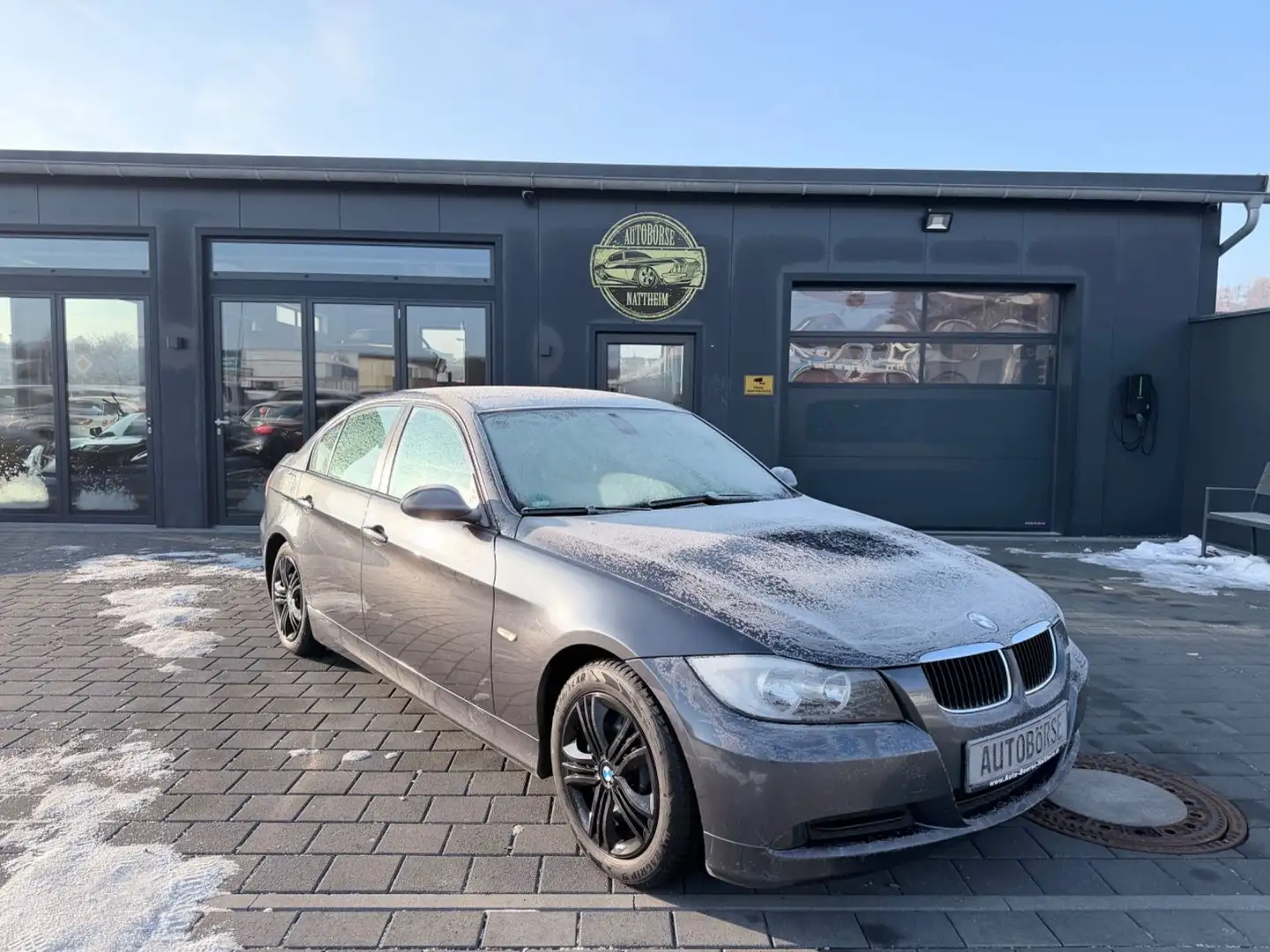 BMW 318 i*2. Hand*8-Fach* - 1
