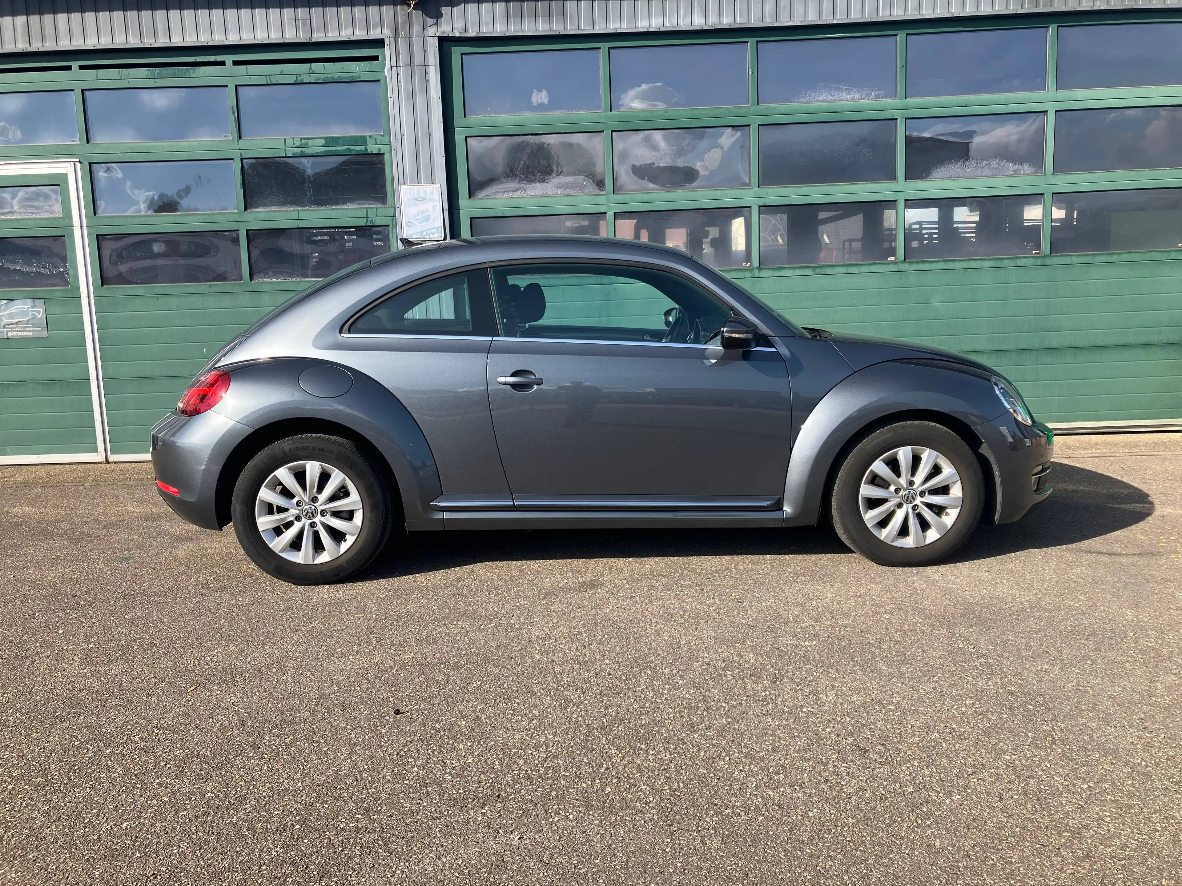 Volkswagen Beetle 2.0 TDI DSG BC PDC Tempomat Design BMT Scheckheft — photo 5