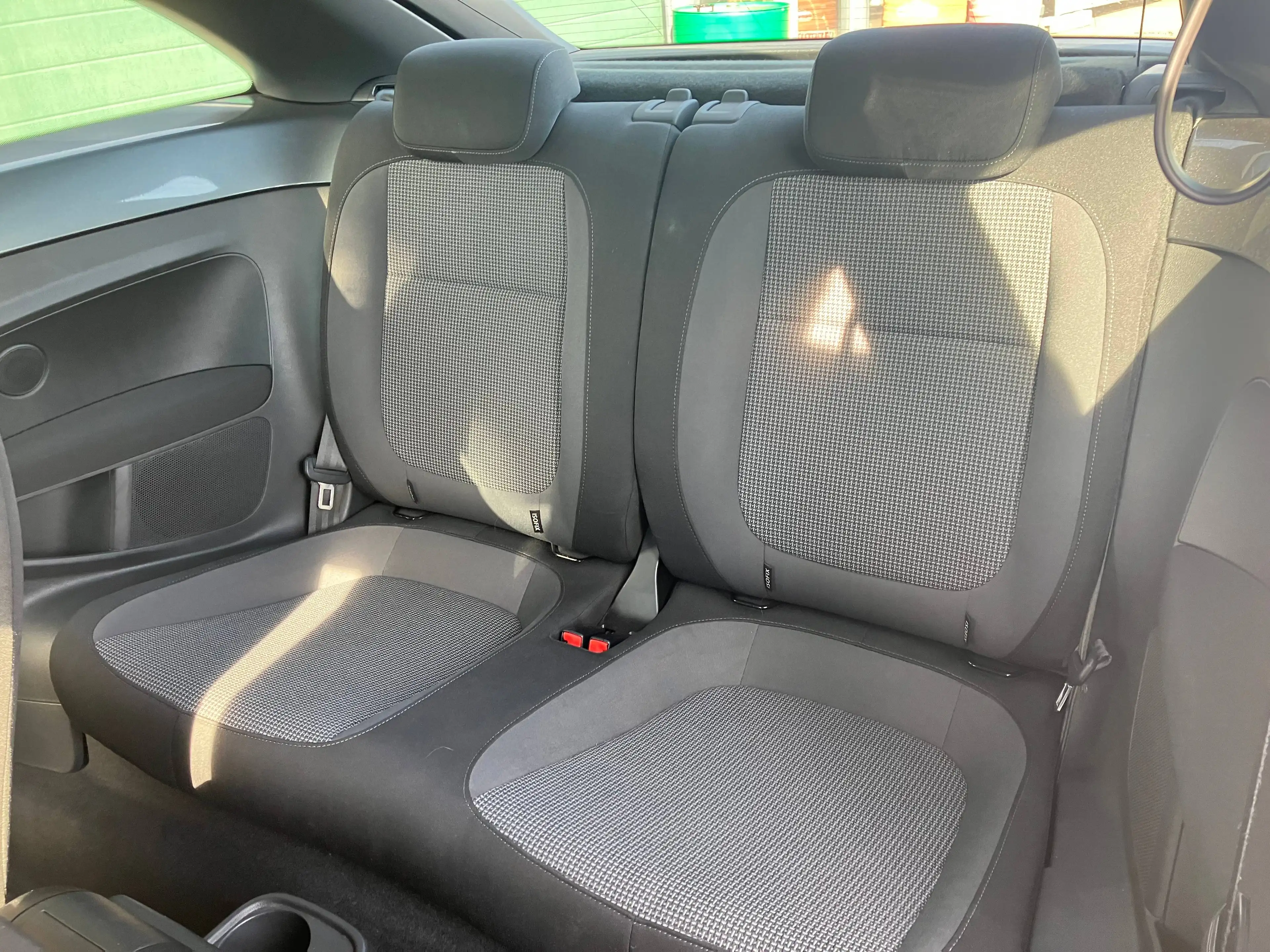Volkswagen Beetle 2.0 TDI DSG BC PDC Tempomat Design BMT Scheckheft — photo 11