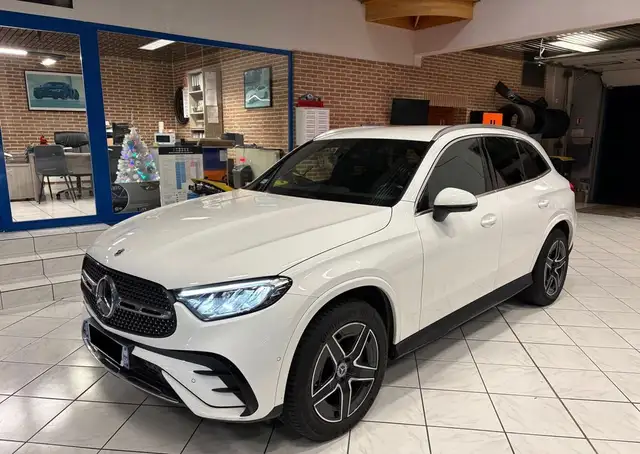 Mercedes-Benz C 32 AMG MERCEDES GLC 220 d 9G-Tronic 4Matic AMG 313CH GPS-LED-PACK AMG-1 MAIN-roue directionnelle