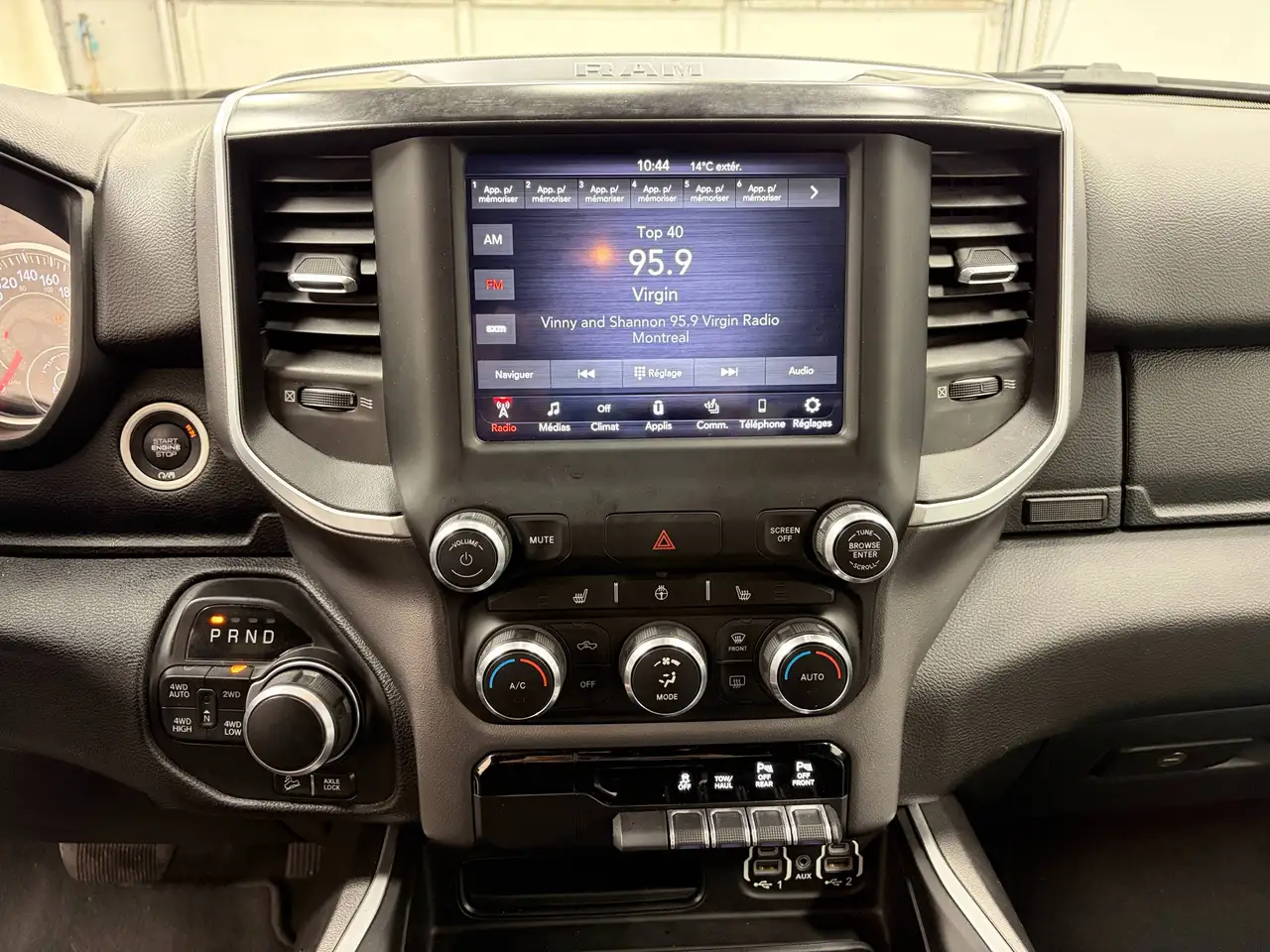 RAM 1500 снимка RAM 1500