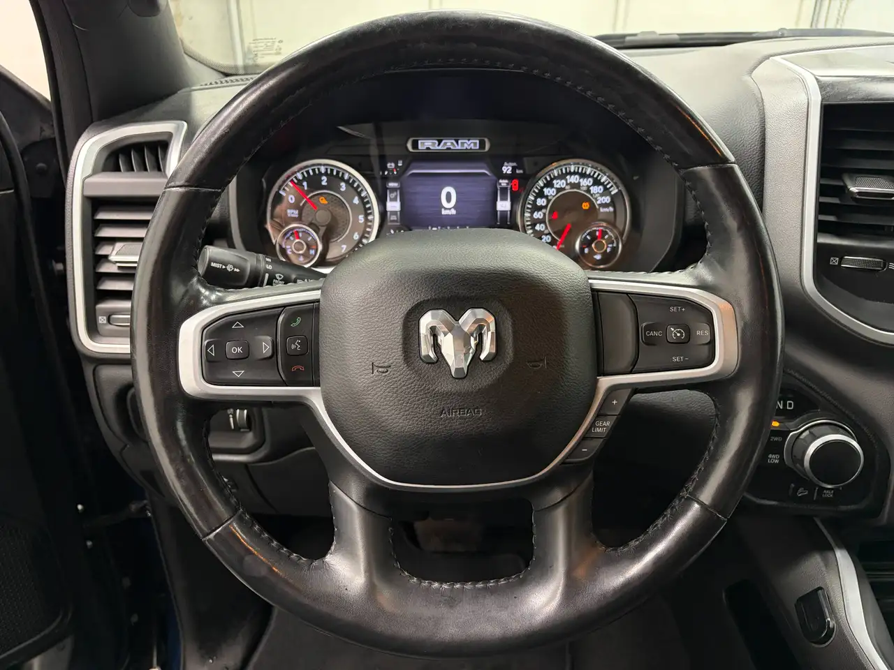 RAM 1500 снимка RAM 1500