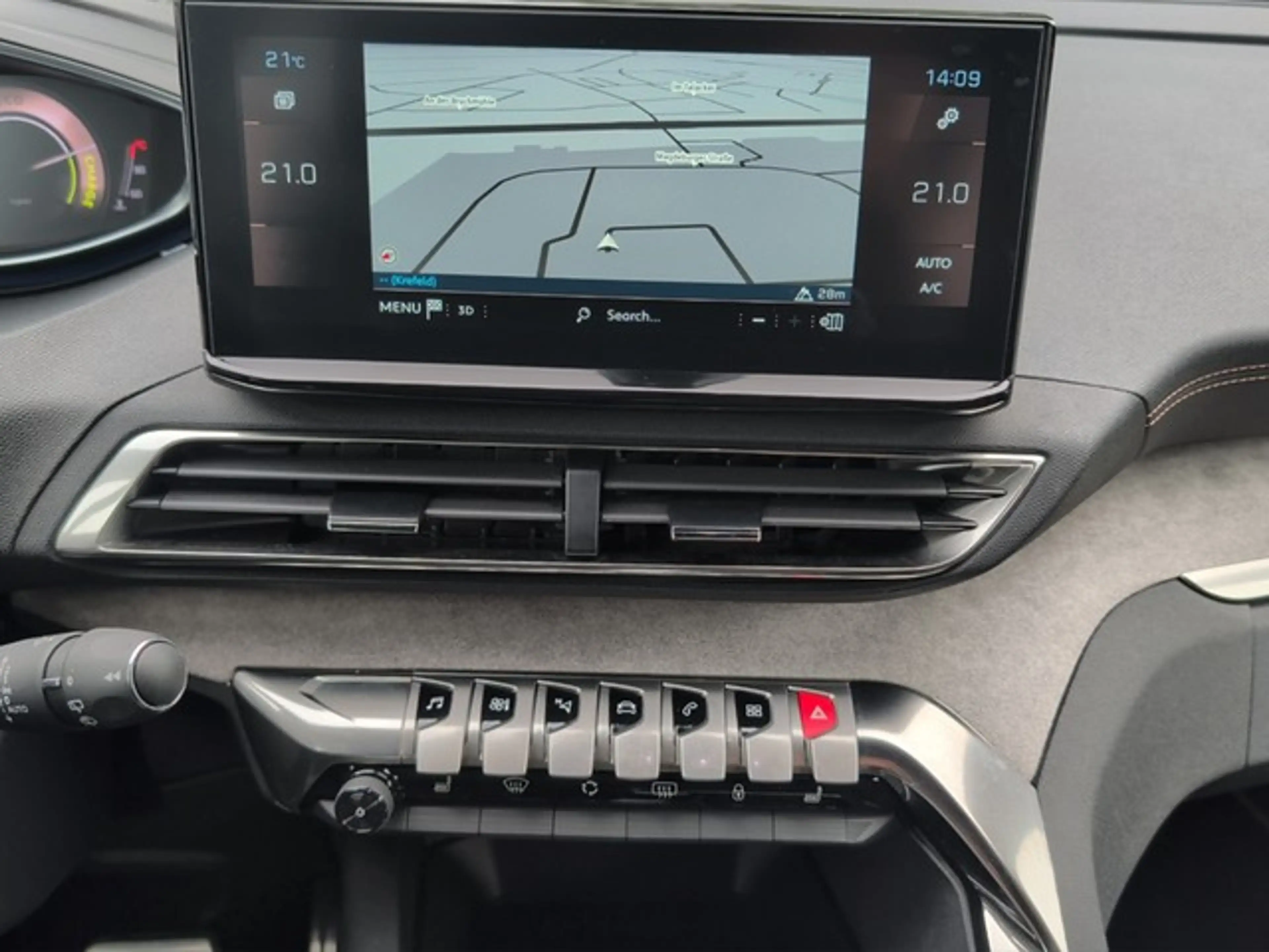 Peugeot 3008 GT HYBRID 136 e-DSC6 El. Heckkl. PANO SHZ EASY-... — photo 12