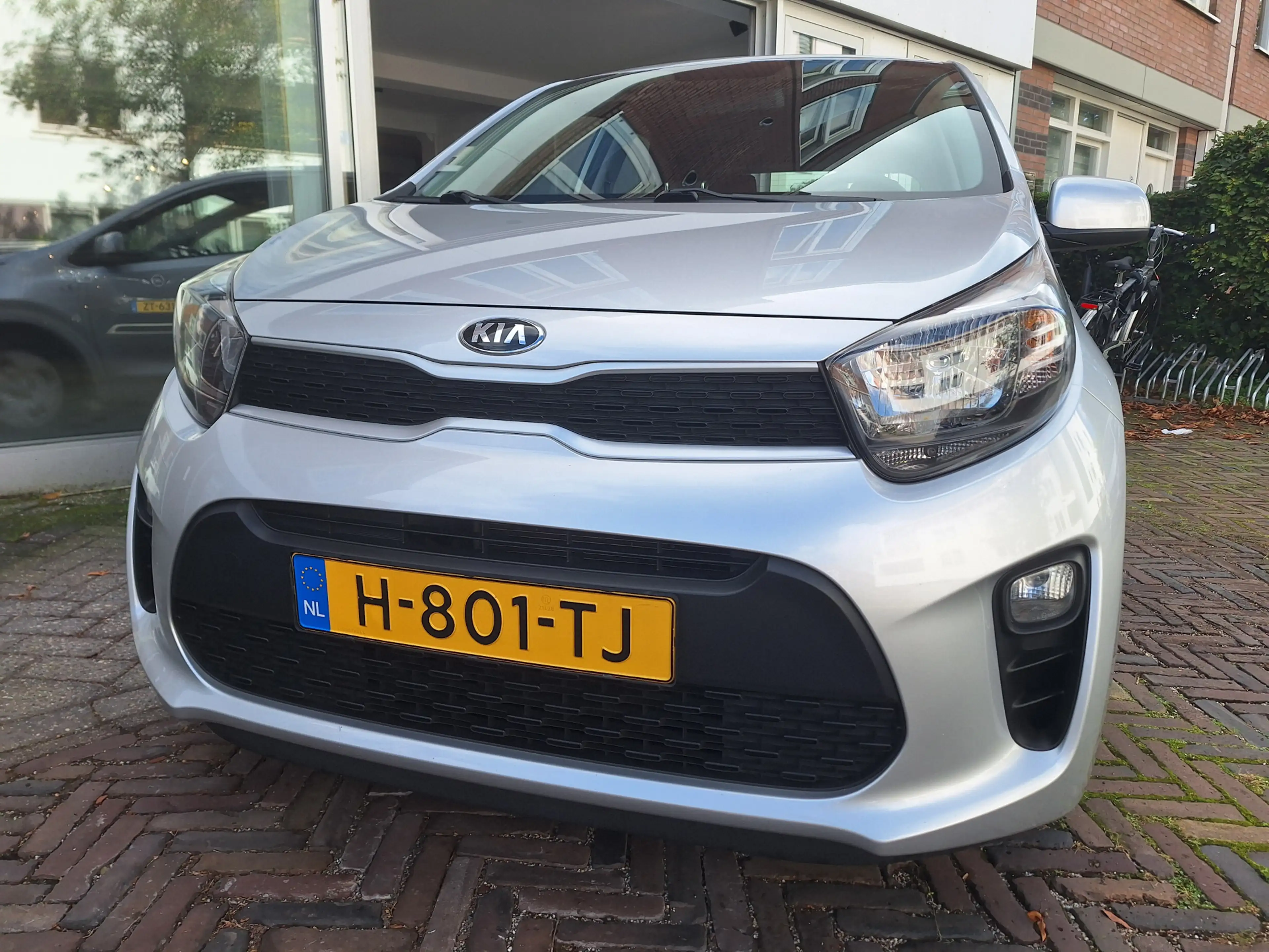 Kia Picanto 1.0 MPi ComfortPlusLine 5Drs /Camera/Navi/Apple/An — photo 11