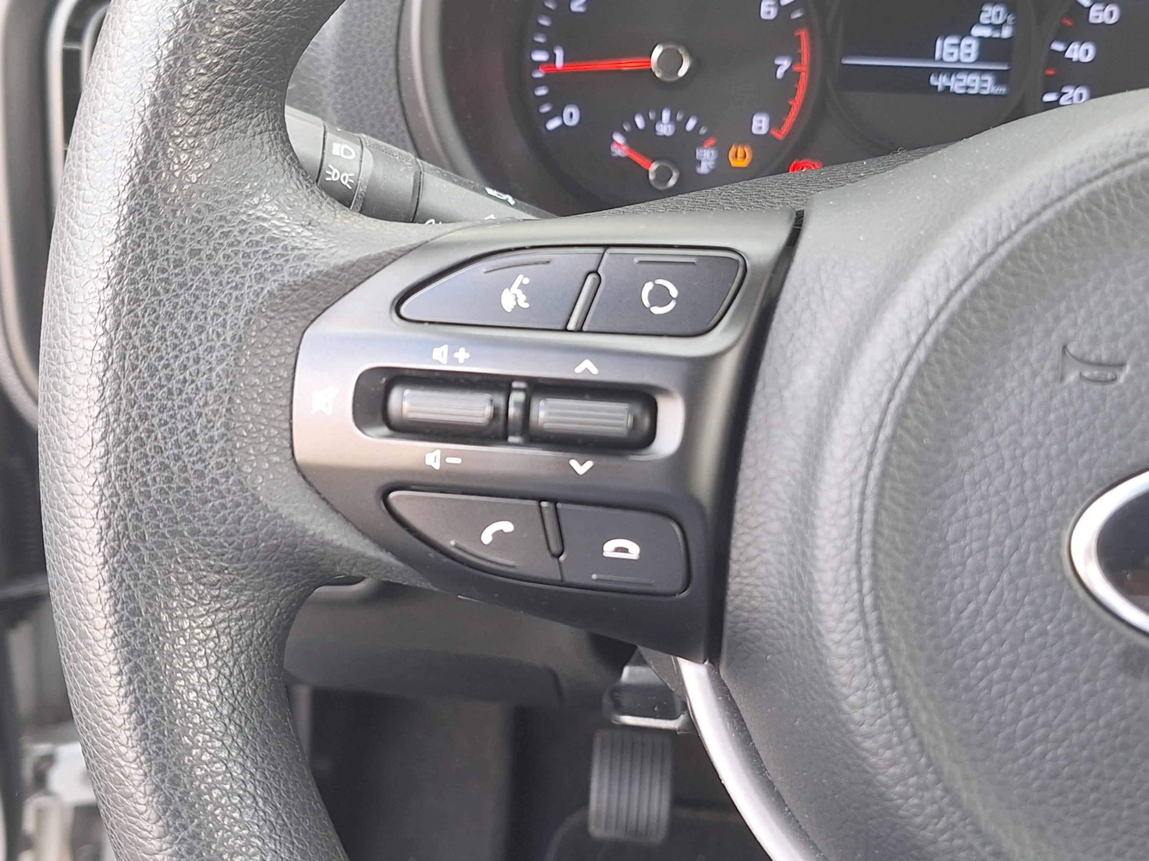 Kia Picanto 1.0 MPi ComfortPlusLine 5Drs /Camera/Navi/Apple/An — photo 25