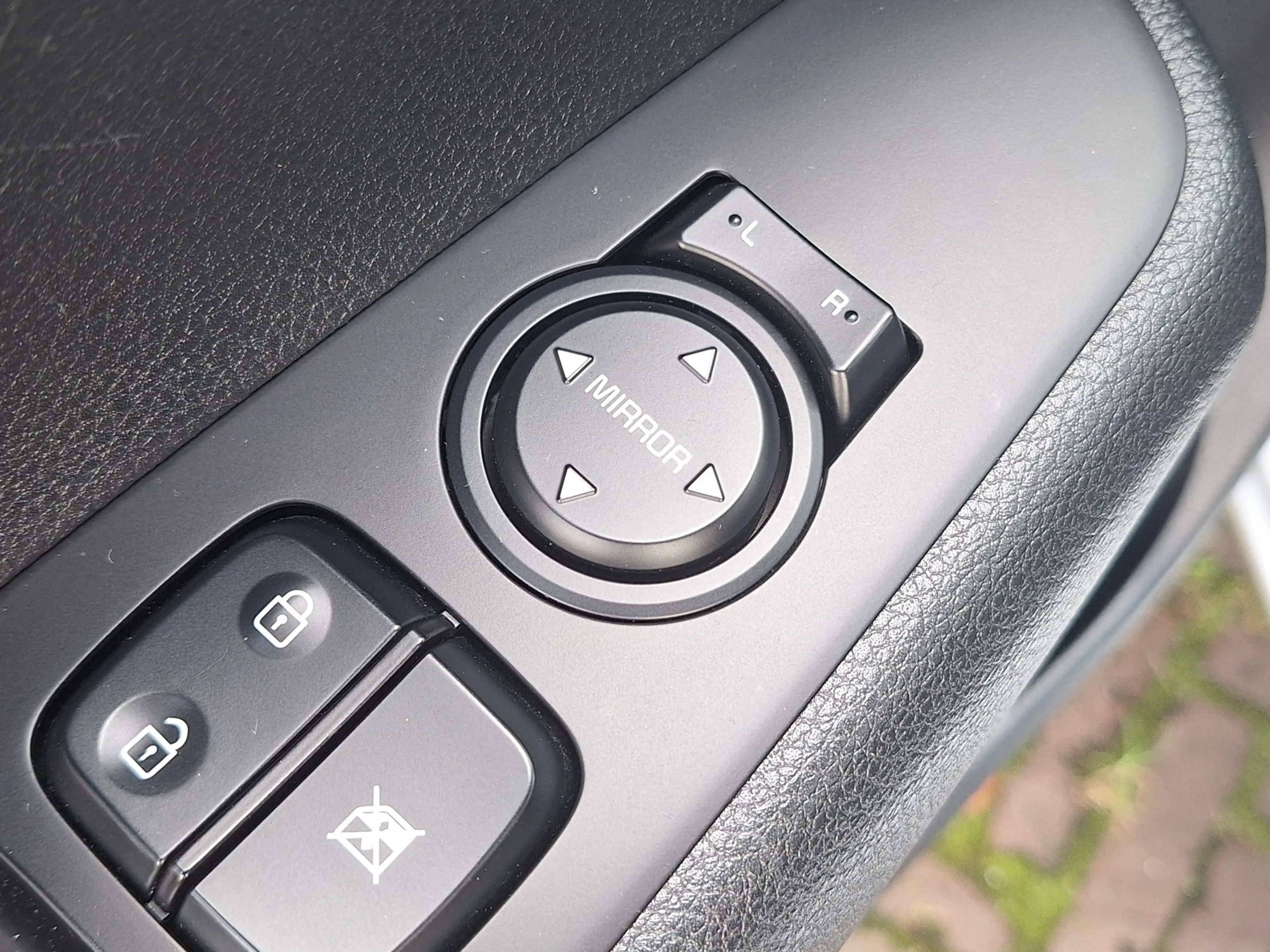 Kia Picanto 1.0 MPi ComfortPlusLine 5Drs /Camera/Navi/Apple/An — photo 29