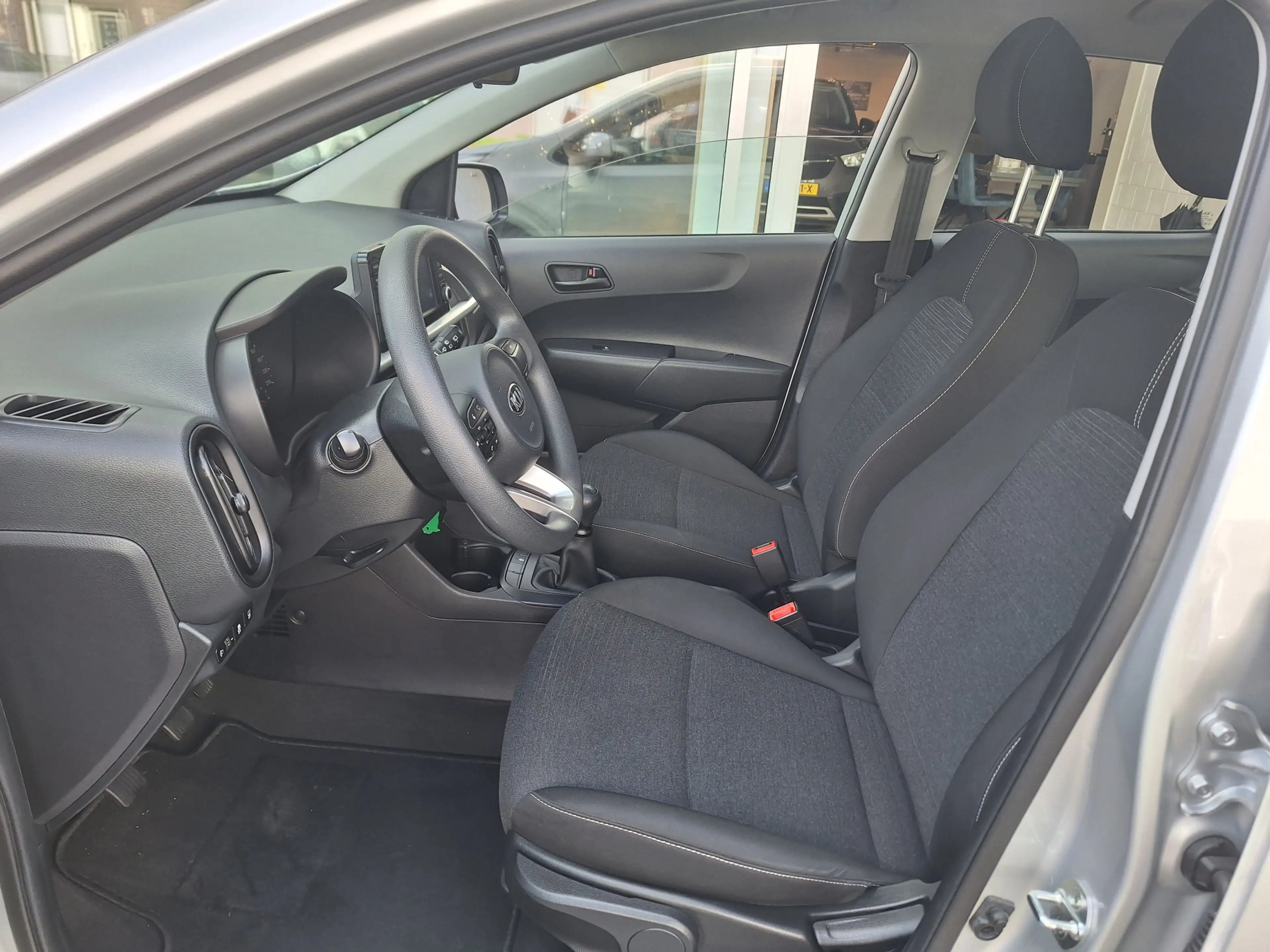 Kia Picanto 1.0 MPi ComfortPlusLine 5Drs /Camera/Navi/Apple/An — photo 13