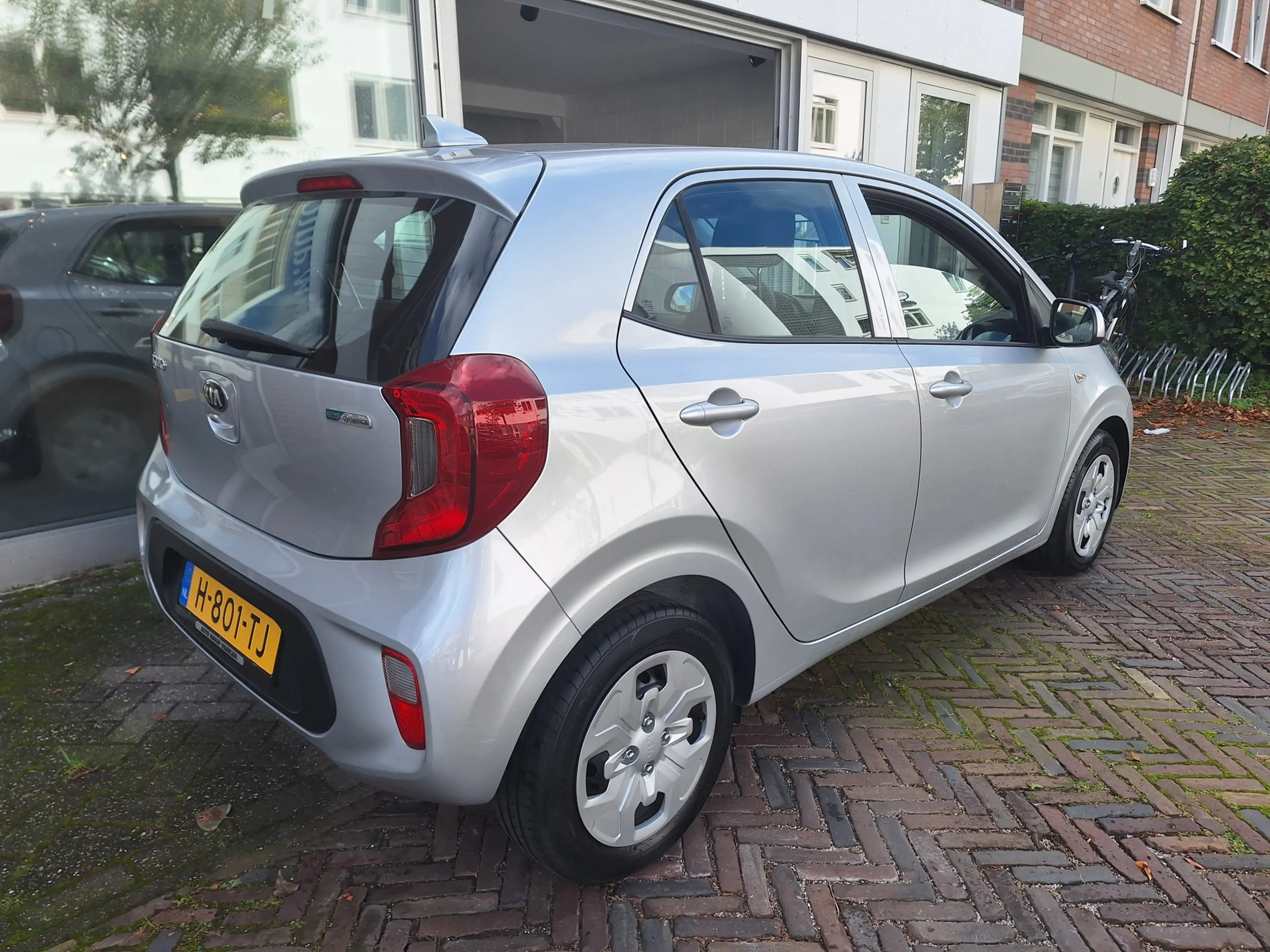 Kia Picanto 1.0 MPi ComfortPlusLine 5Drs /Camera/Navi/Apple/An — photo 2